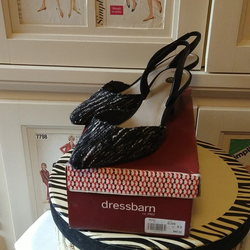 NIB dressbarn woven black and cream slingbacks Sz 8.5 - Picture 7 of 8